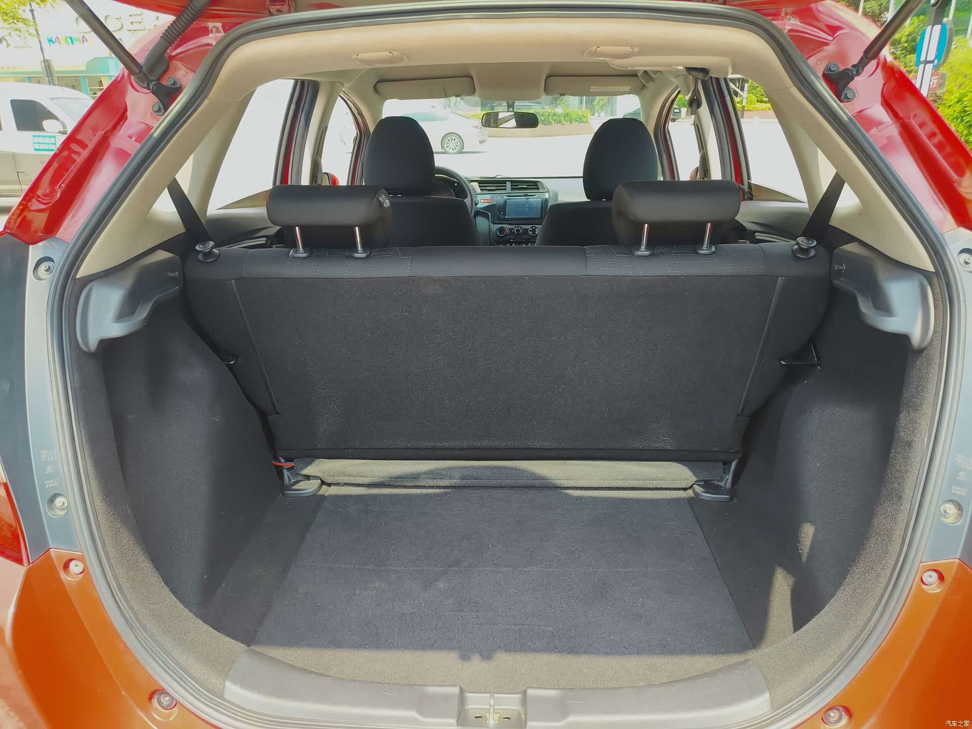 Honda Fit, 2016 32
