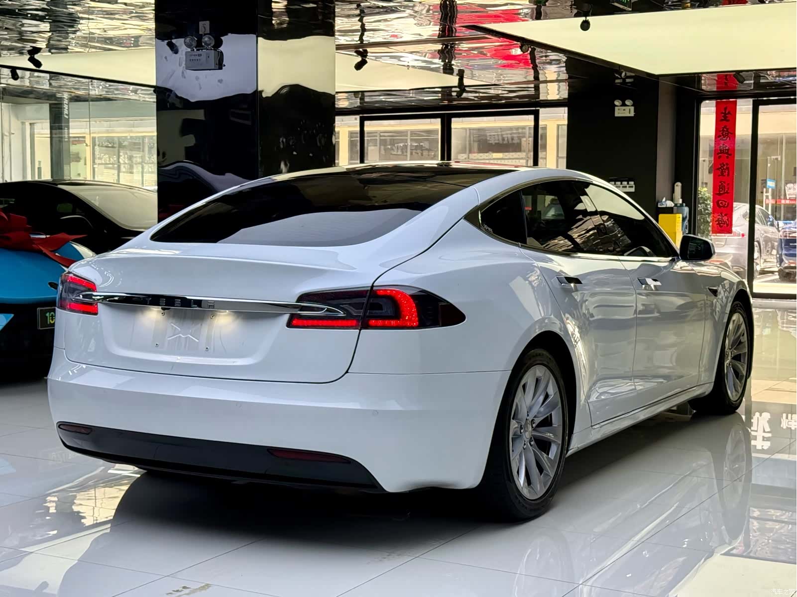 Tesla Model S, 2019 10