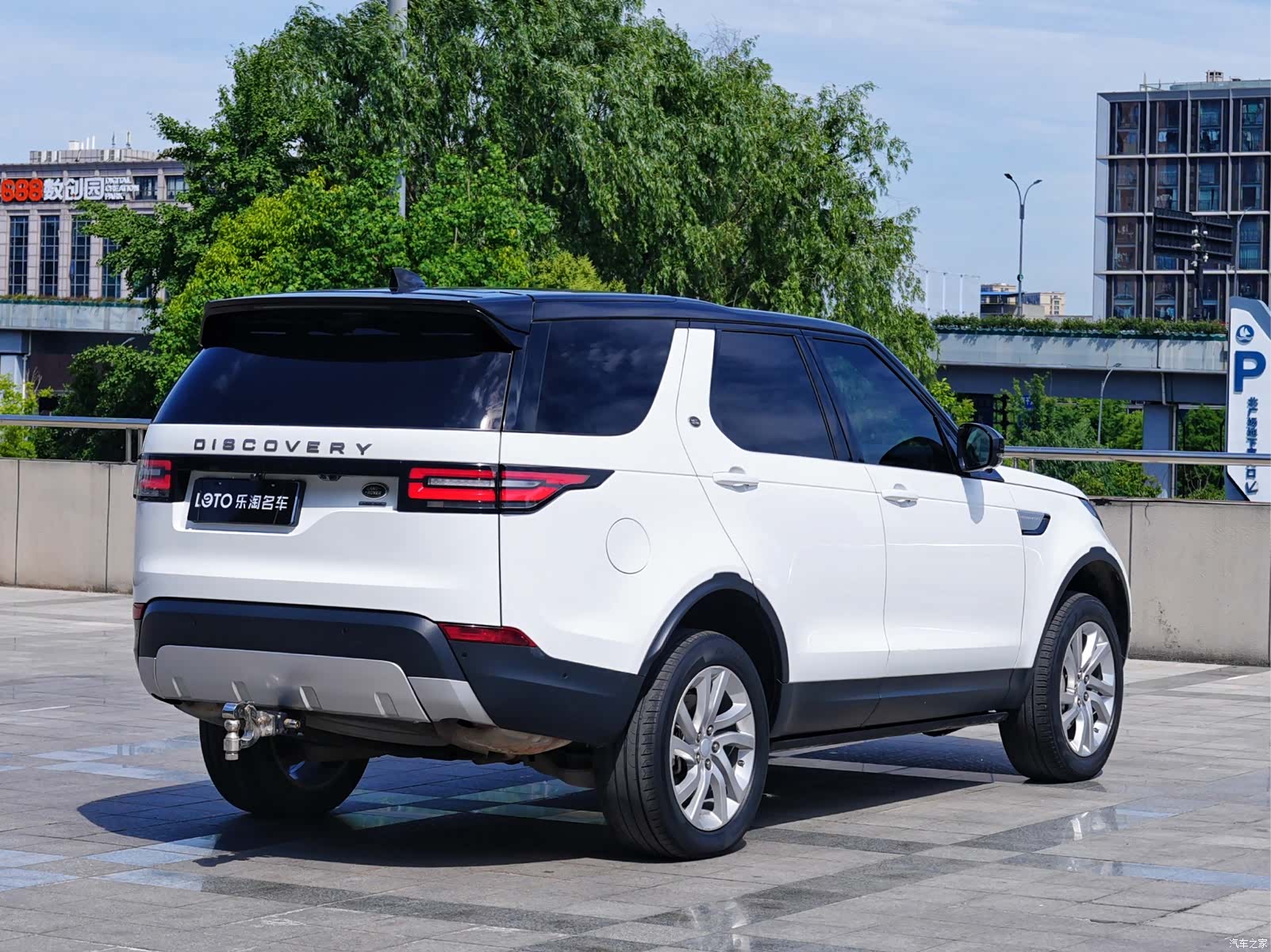 Land Rover Discovery, 2019 4