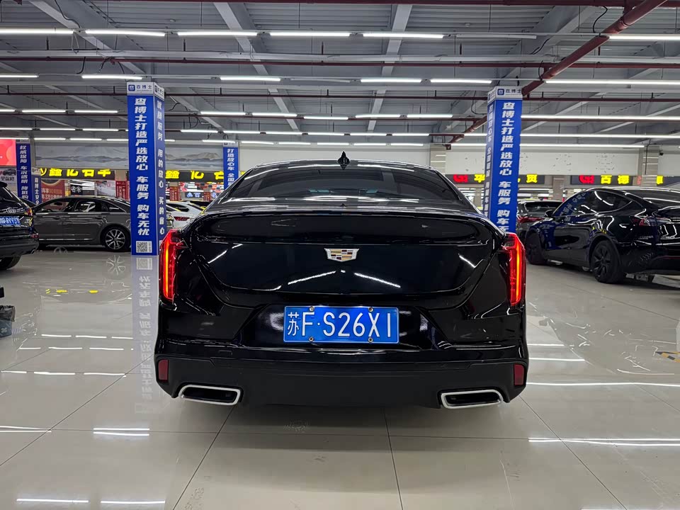 Cadillac CT4