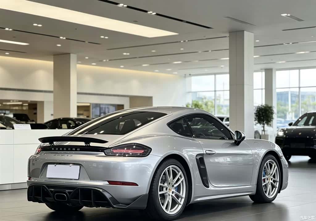 Porsche Cayman, 2018 6