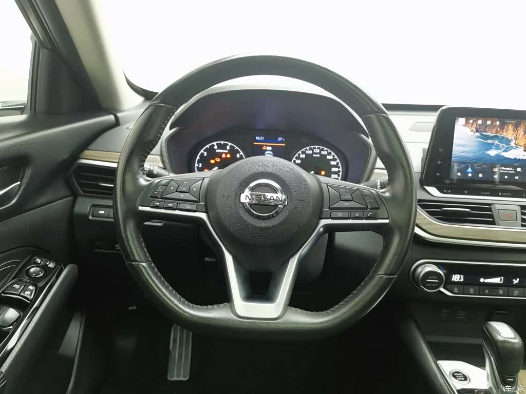 Nissan Teana, 2020 11