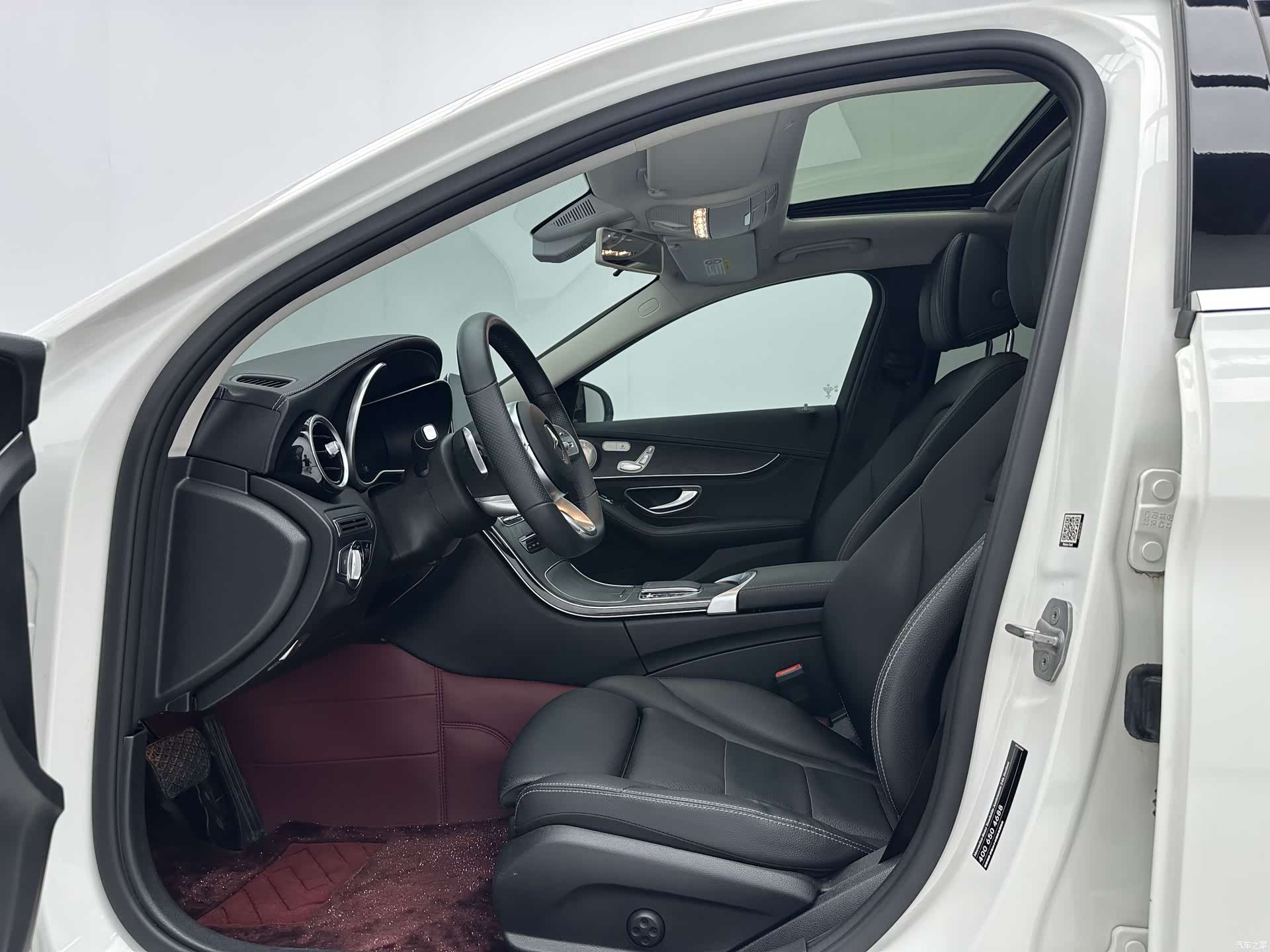 Mercedes-Benz C-Class, 2020 4