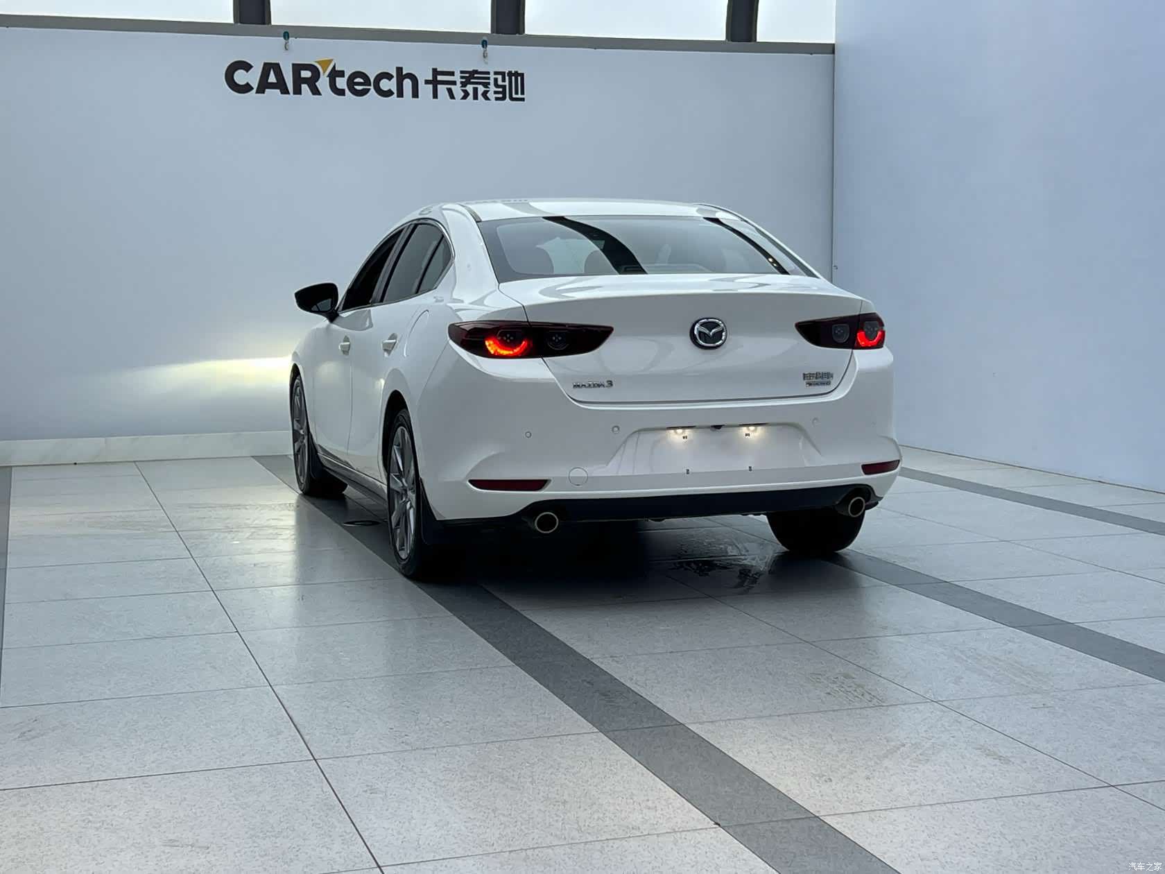 Mazda Mazda3, 2022 все фото