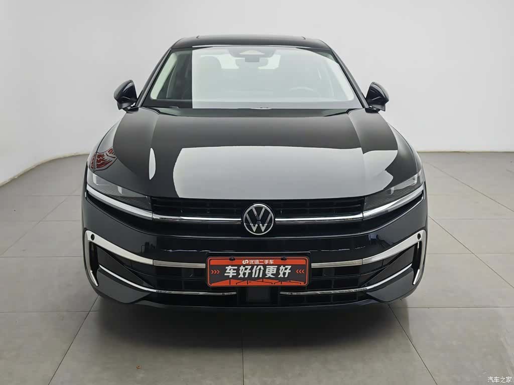 Volkswagen Magotan, 2025 3