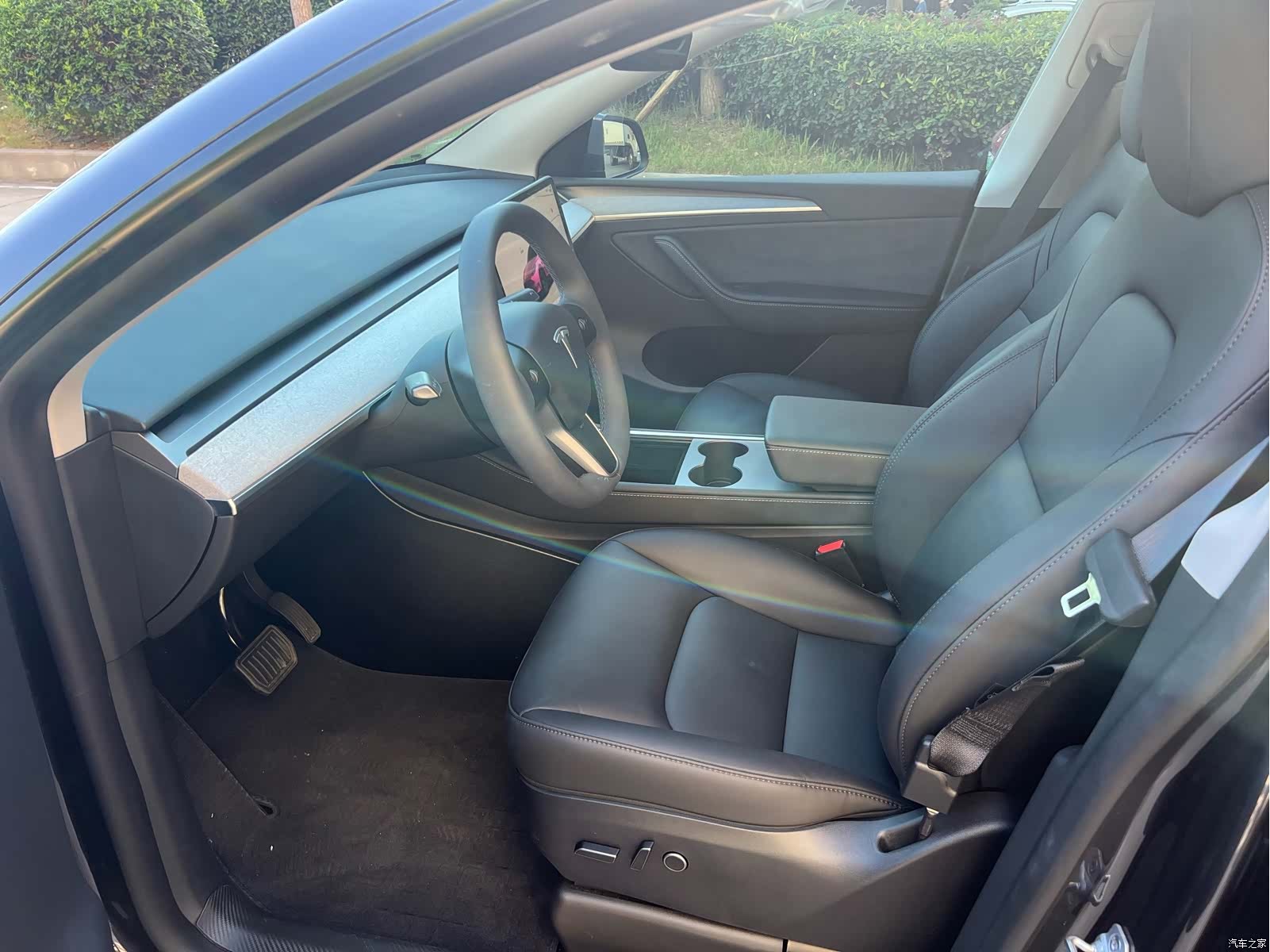 Tesla Model Y, 2024 4