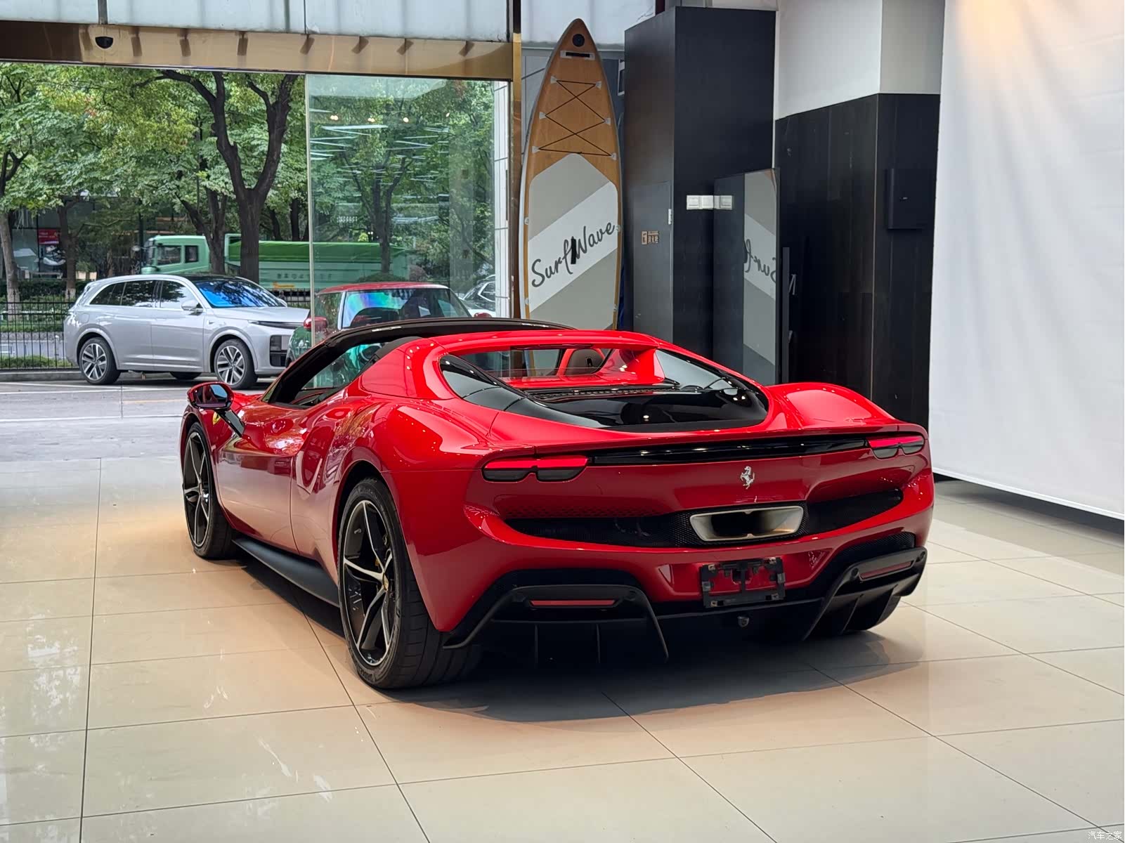Ferrari 296, 2024 8