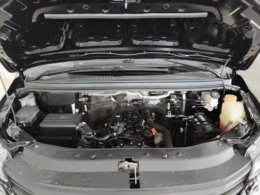 DongFeng M5L, 2023 20