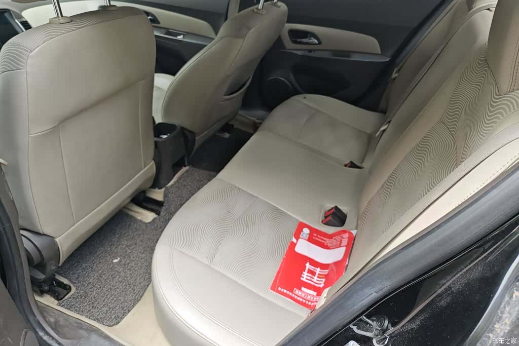 Chevrolet SE, 2015 11