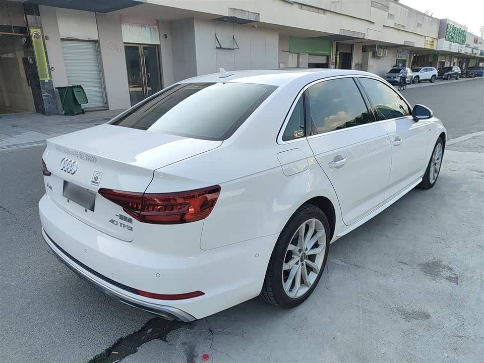 Audi A4L