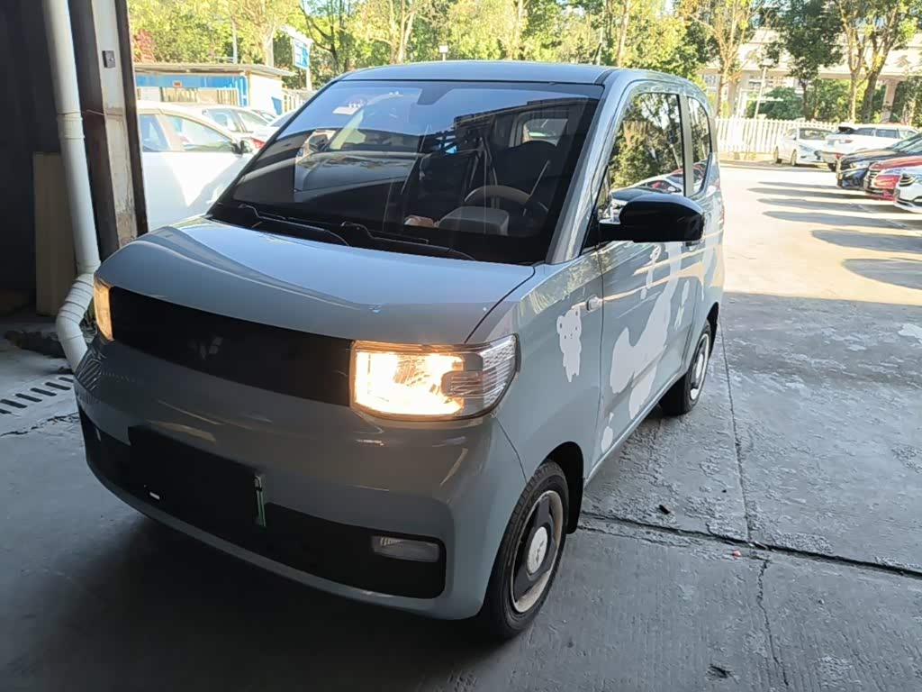 Wuling Mini EV