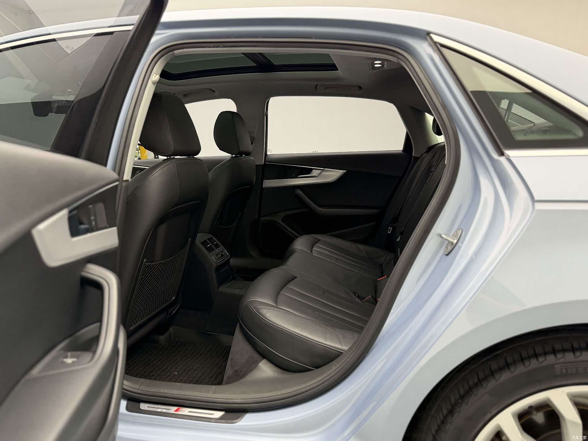 Audi A4L, 2018 14
