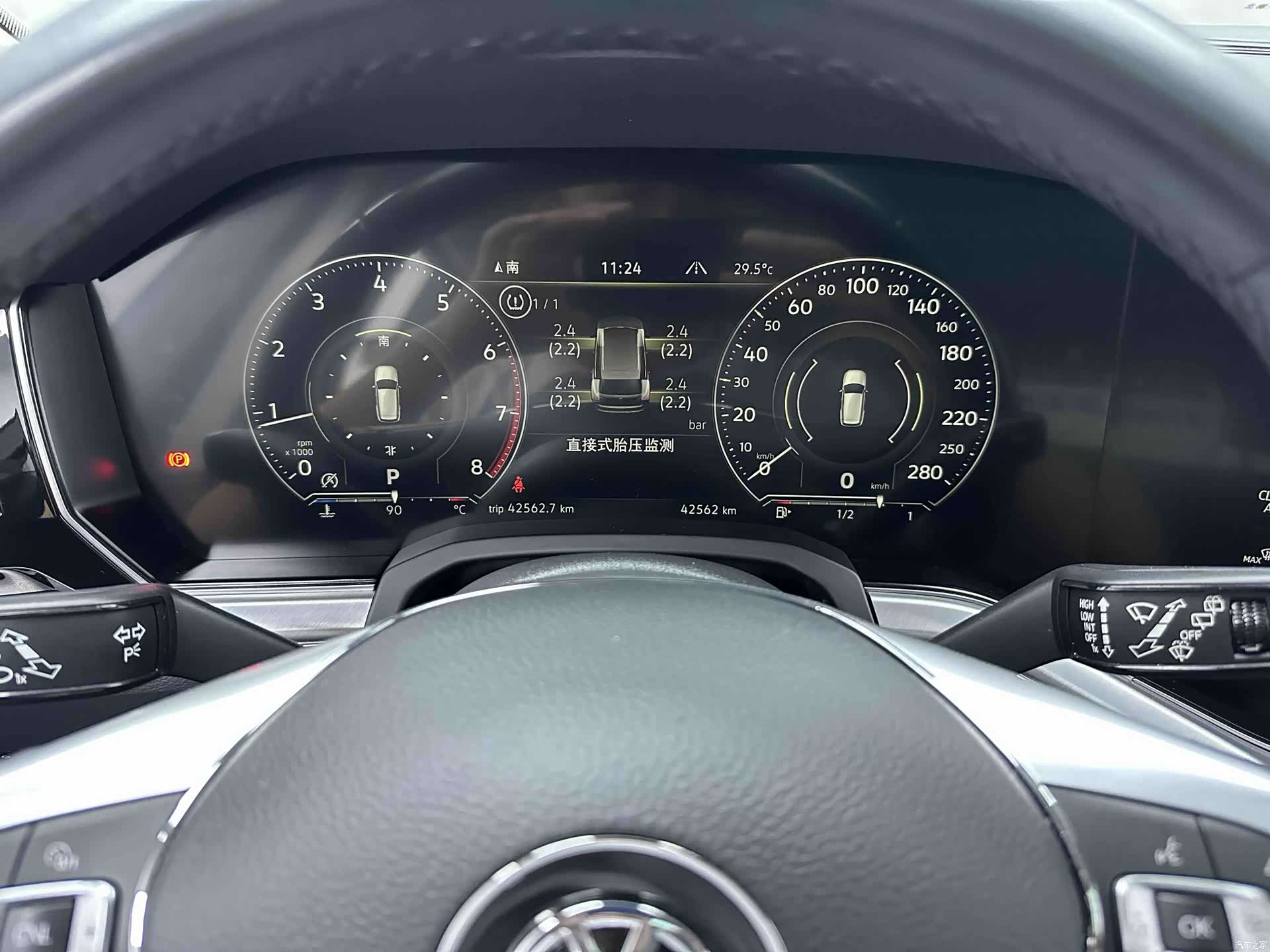 Volkswagen Touareg, 2019 12
