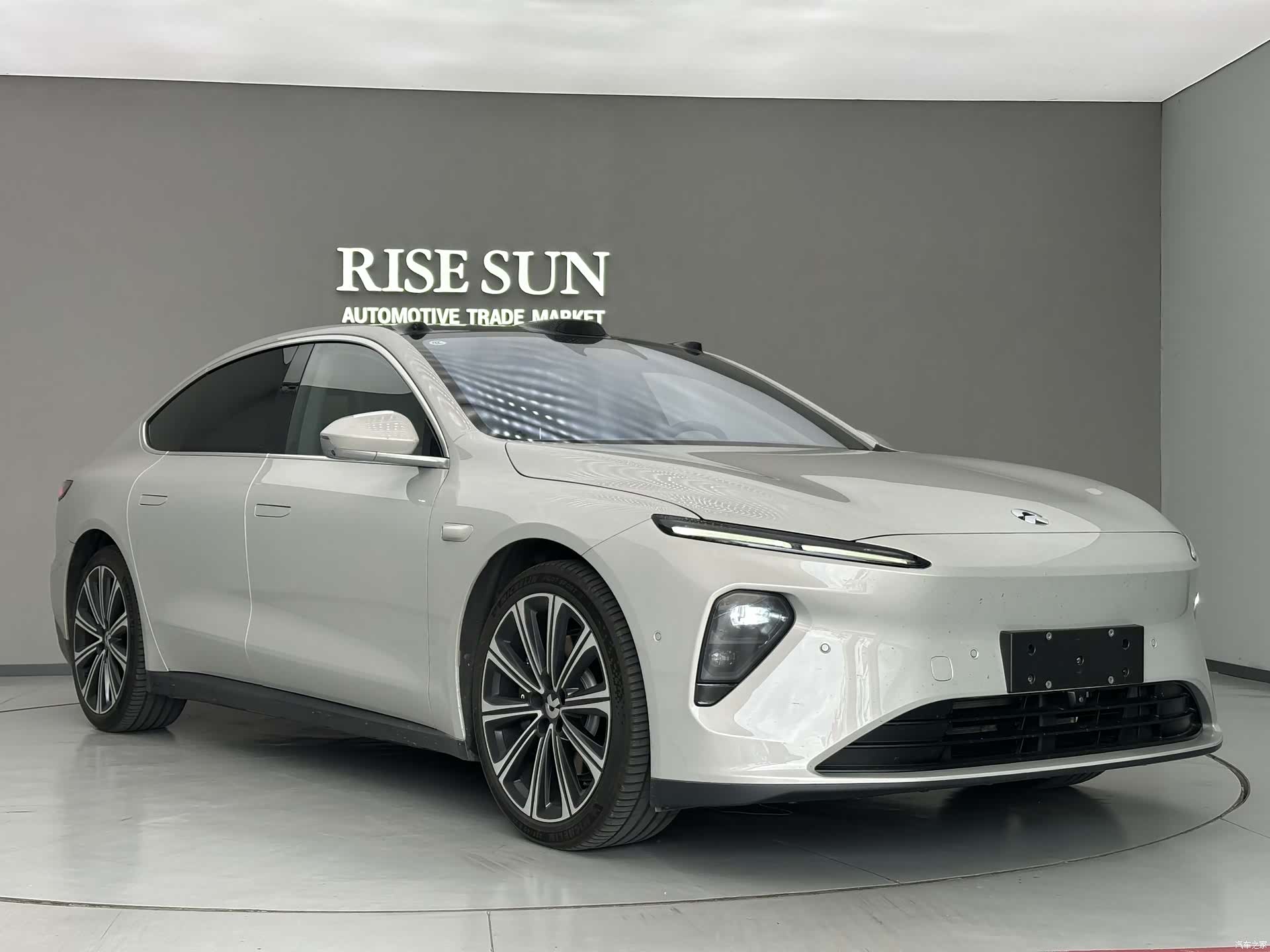 NIO ET7, 2024 3