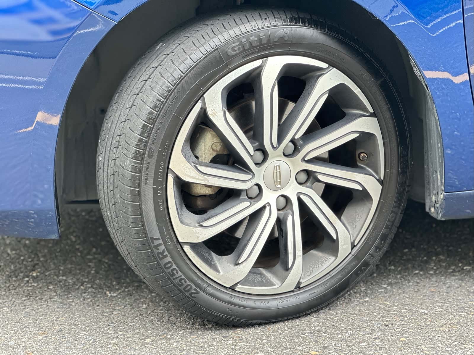 Geely Emgrand, 2020 14