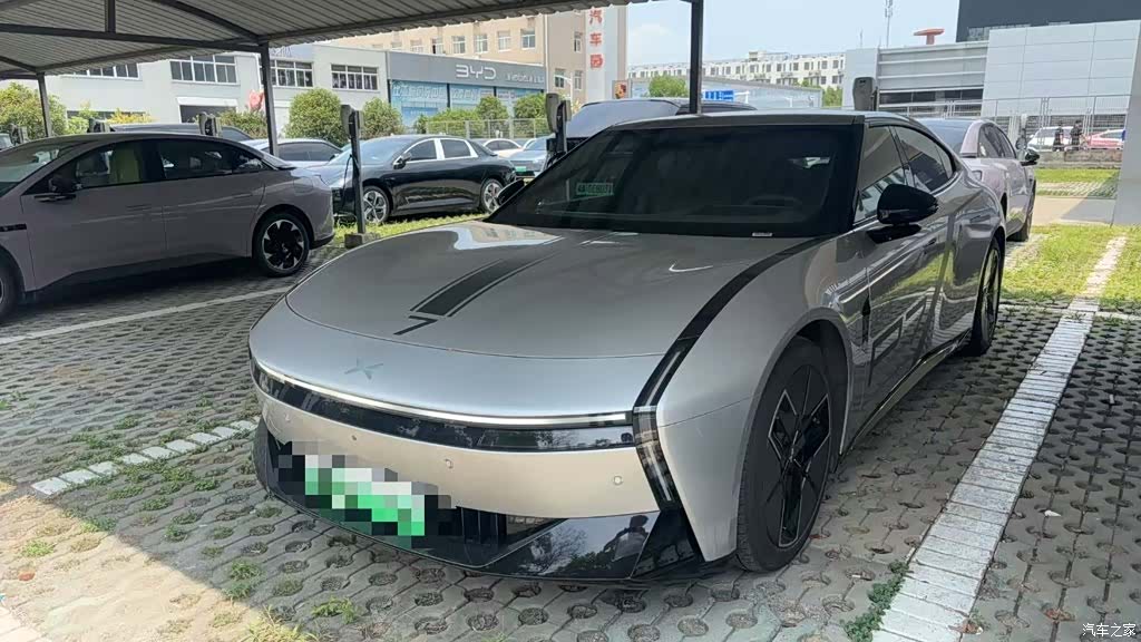 Xpeng P7