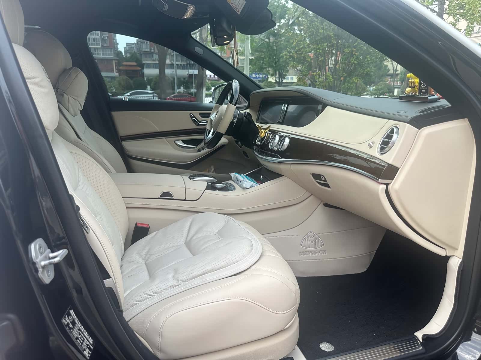 Maybach S-Class, 2016 7