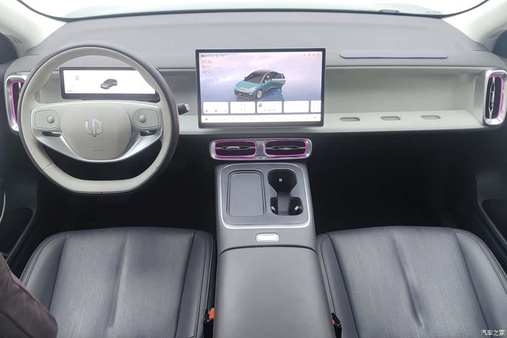Leapmotor B01, 2025 12
