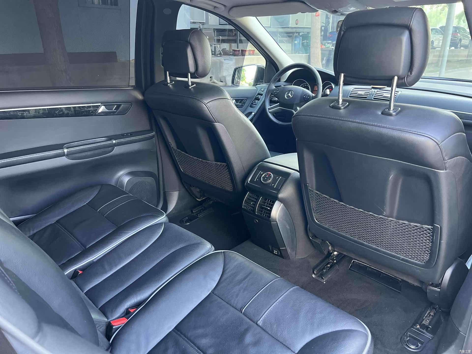 Mercedes-Benz R-Class, 2016 19