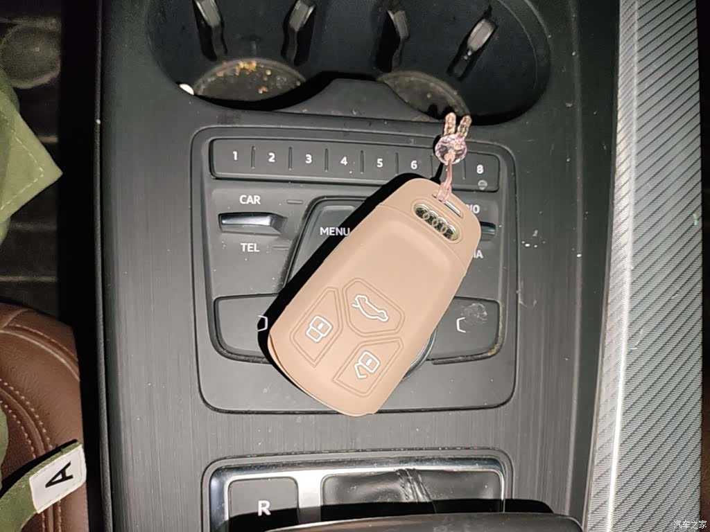 Audi A4L, 2017 9