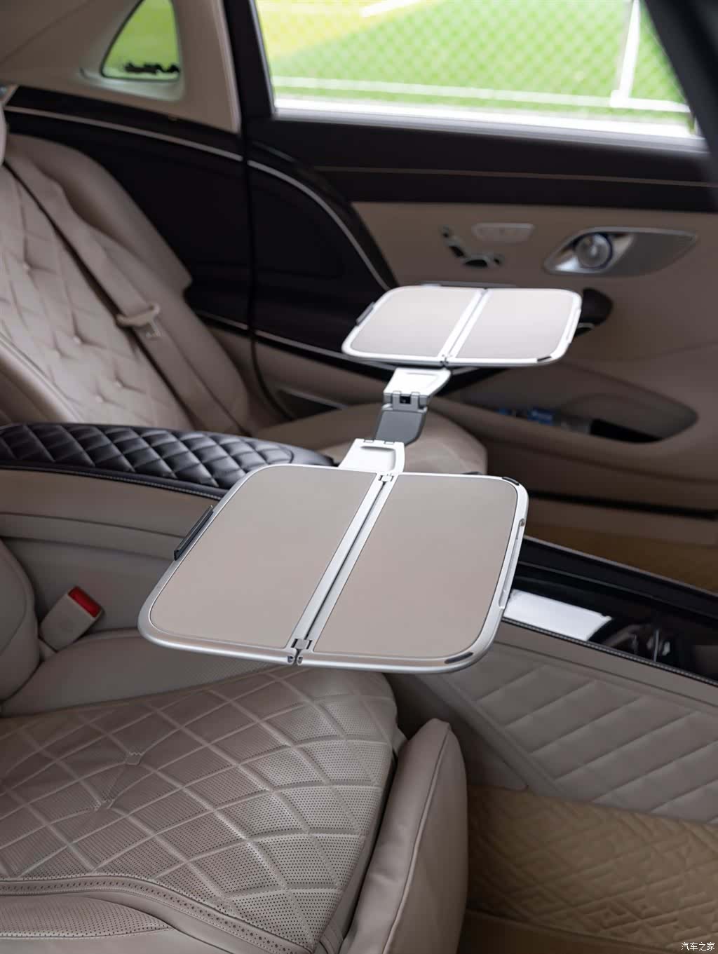 Maybach S-Class, 2020 25