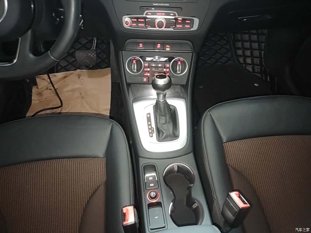 Audi Q3, 2017 14