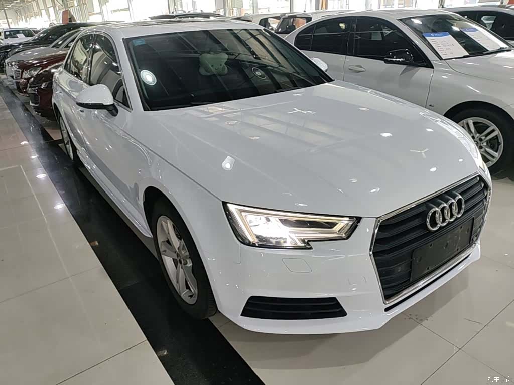 Audi A4L, 2017 4