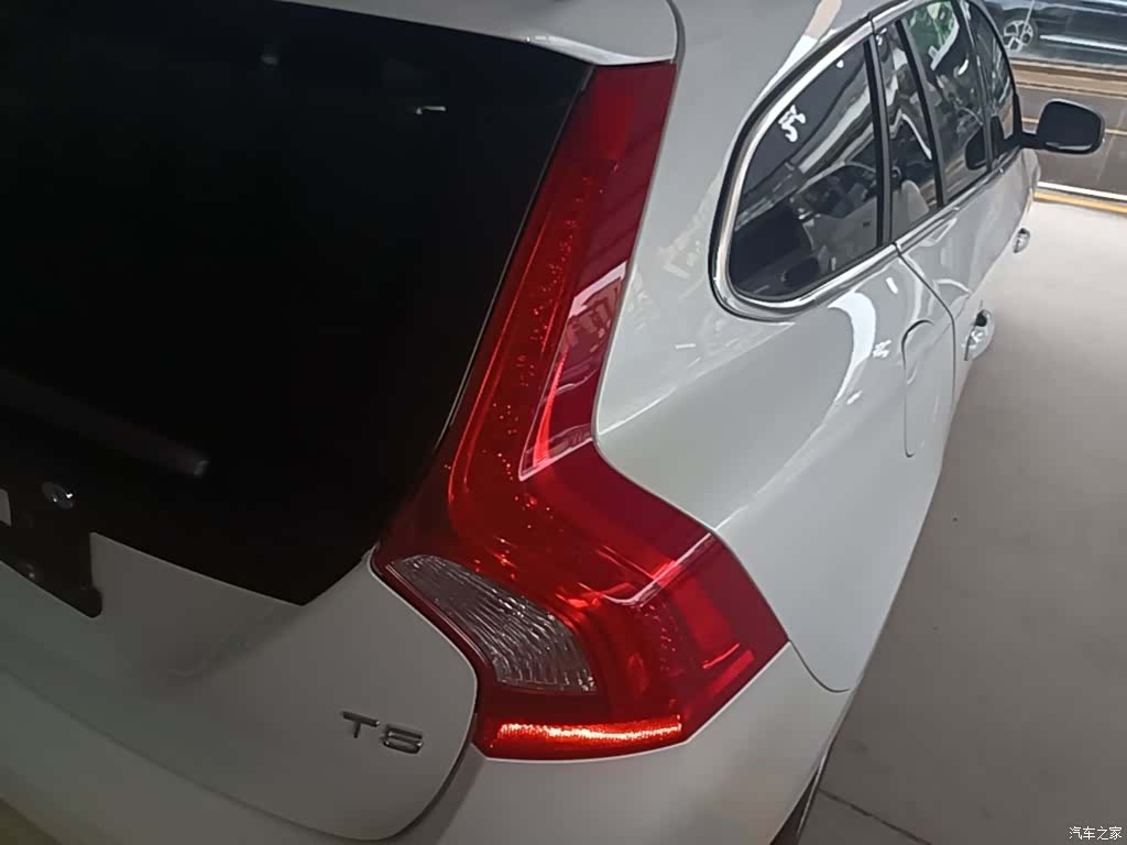 Volvo V60, 2016 8