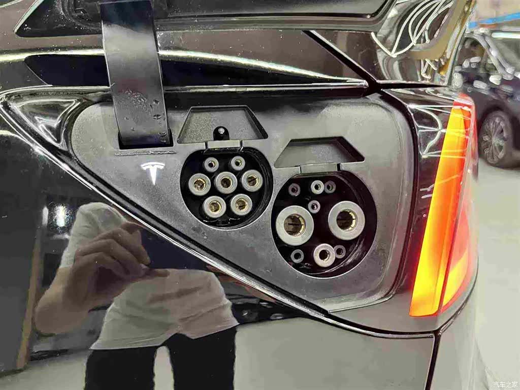 Tesla Model Y, 2022 27
