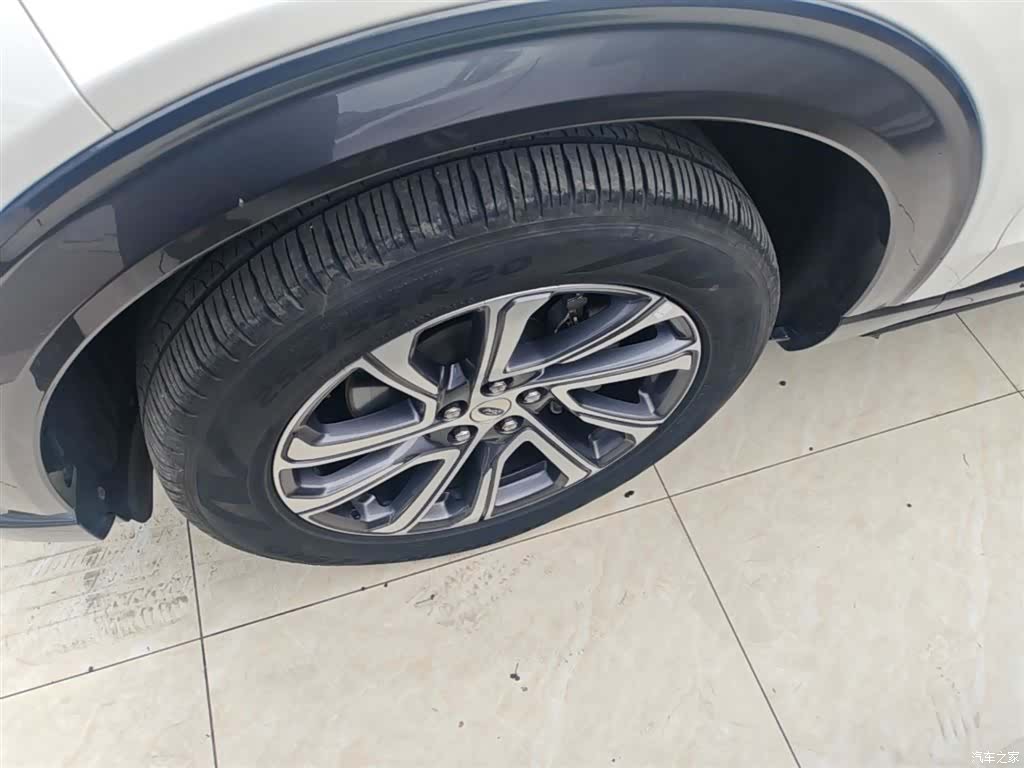 Ford Explorer, 2024 23