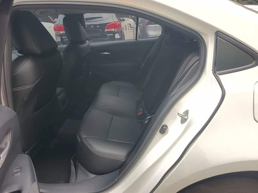 Toyota Corolla 2019, фото 16