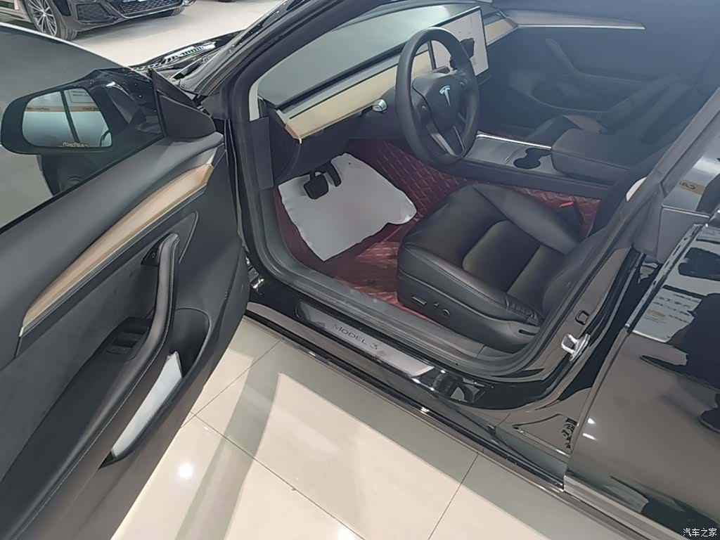Tesla Model 3, 2023 16