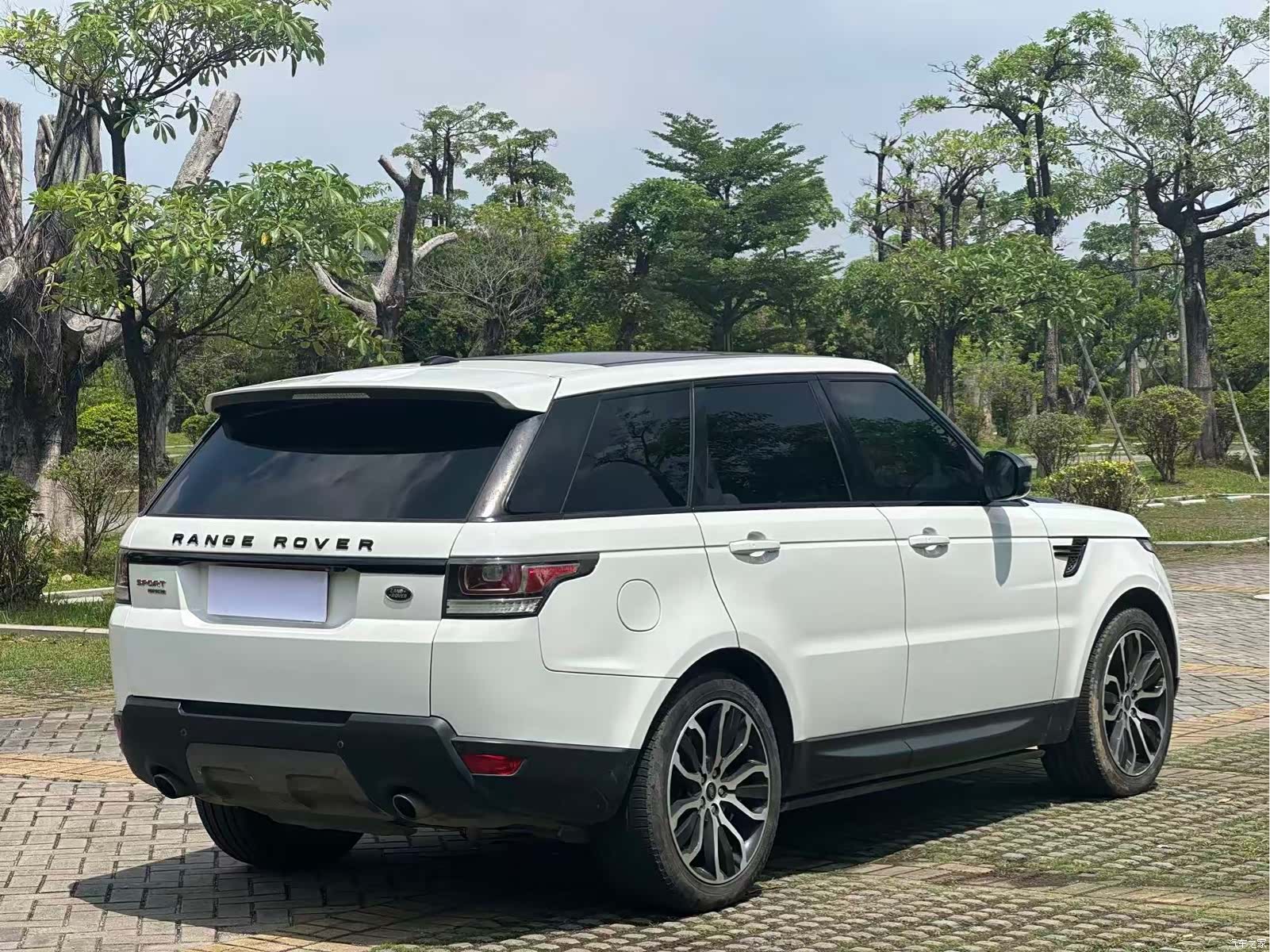 Land Rover Range Rover, 2016 10
