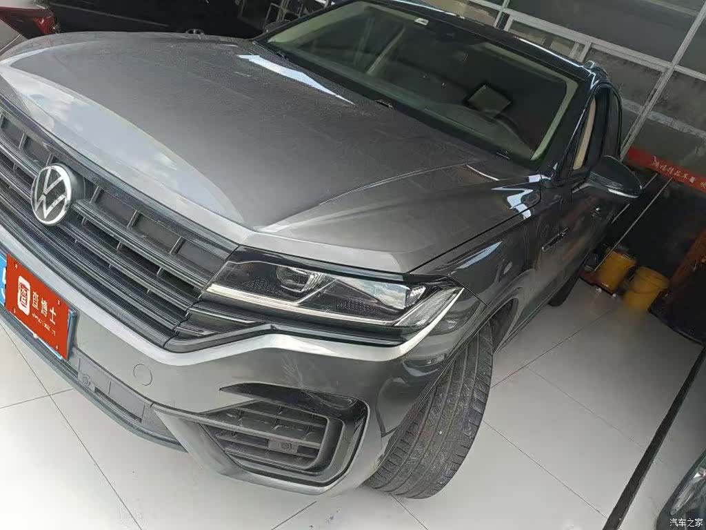 Volkswagen Touareg, 2022 1