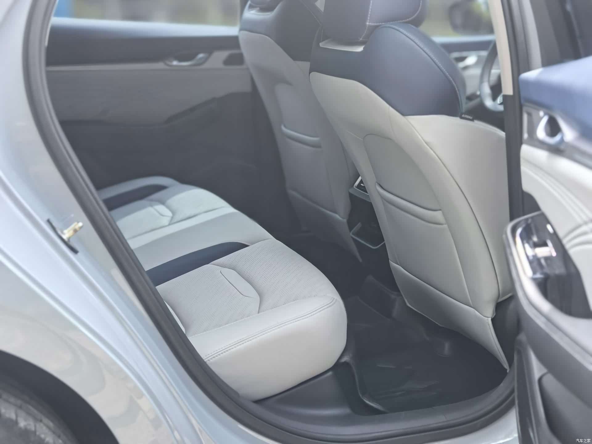 Geely Preface, 2023 4