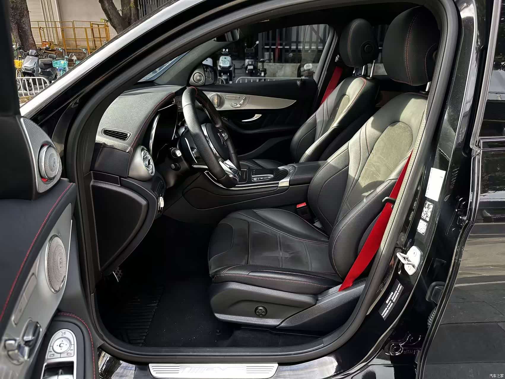 Mercedes-Benz GLC, 2022 10