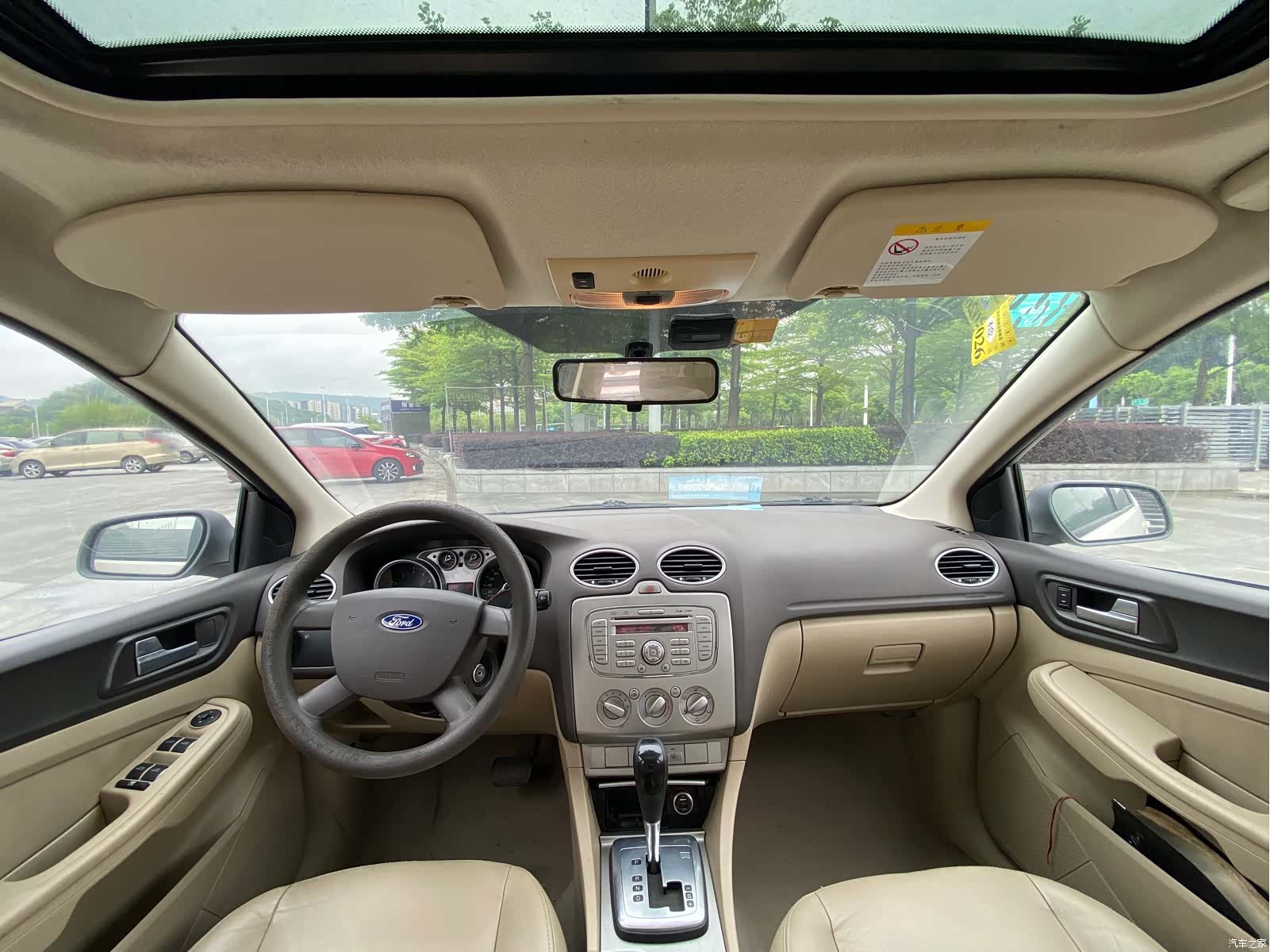 Ford Focus, 2012 9