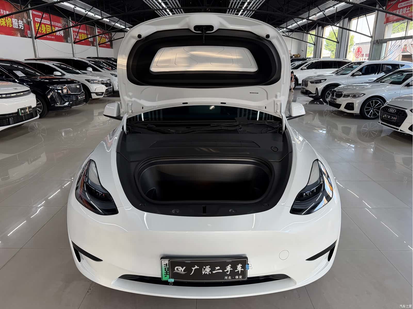 Tesla Model Y, 2025 18