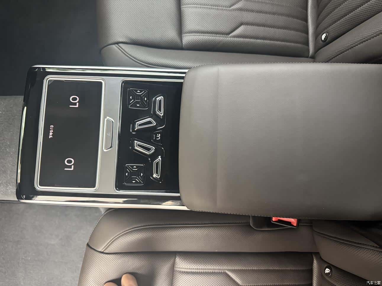 Audi A8L, 2020 21