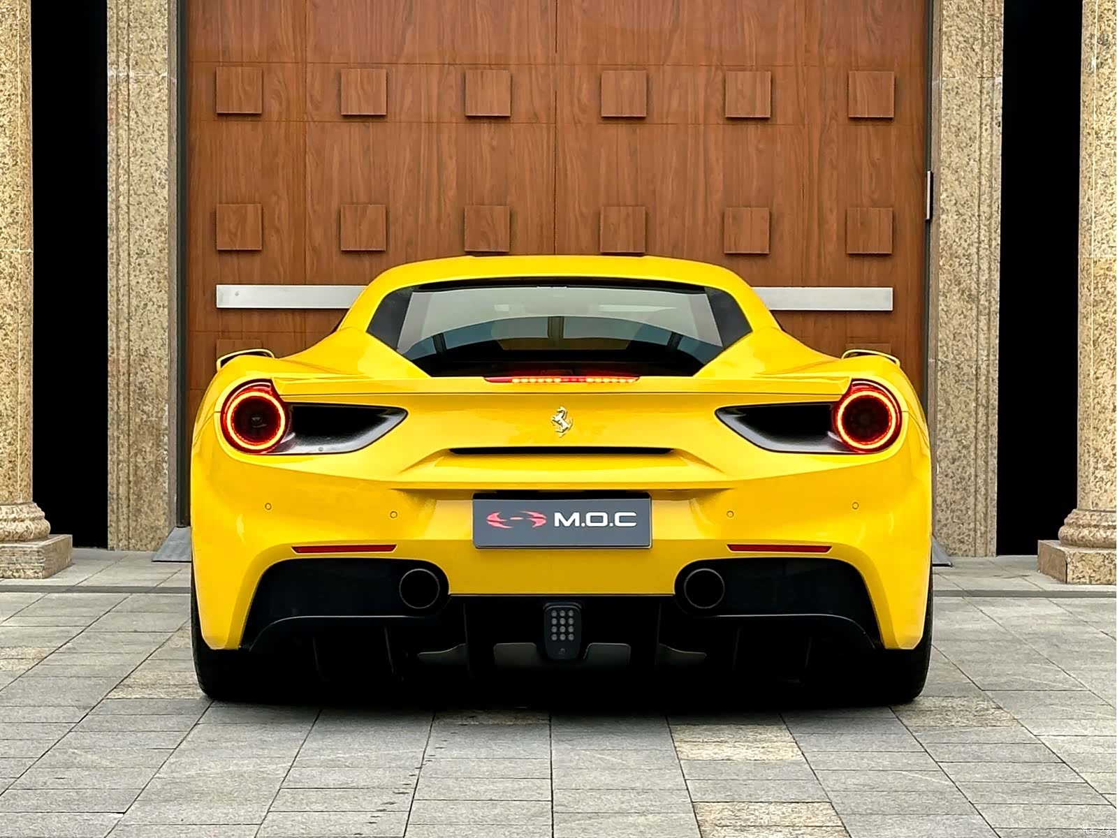 Ferrari 488, 2017 6