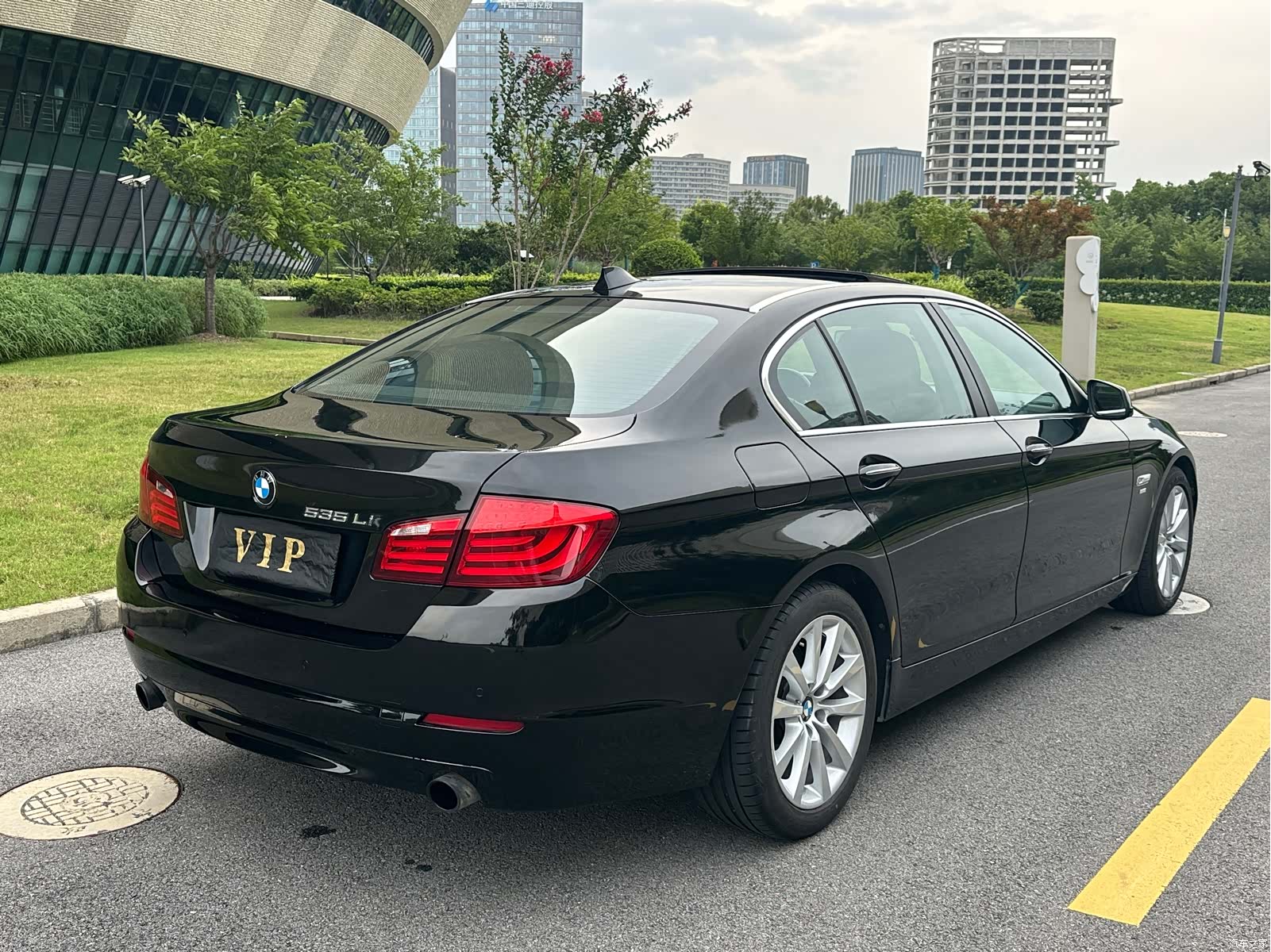 BMW 5 Series, 2011 4