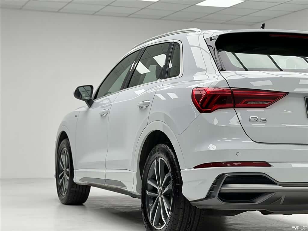Audi Q3, 2021 10