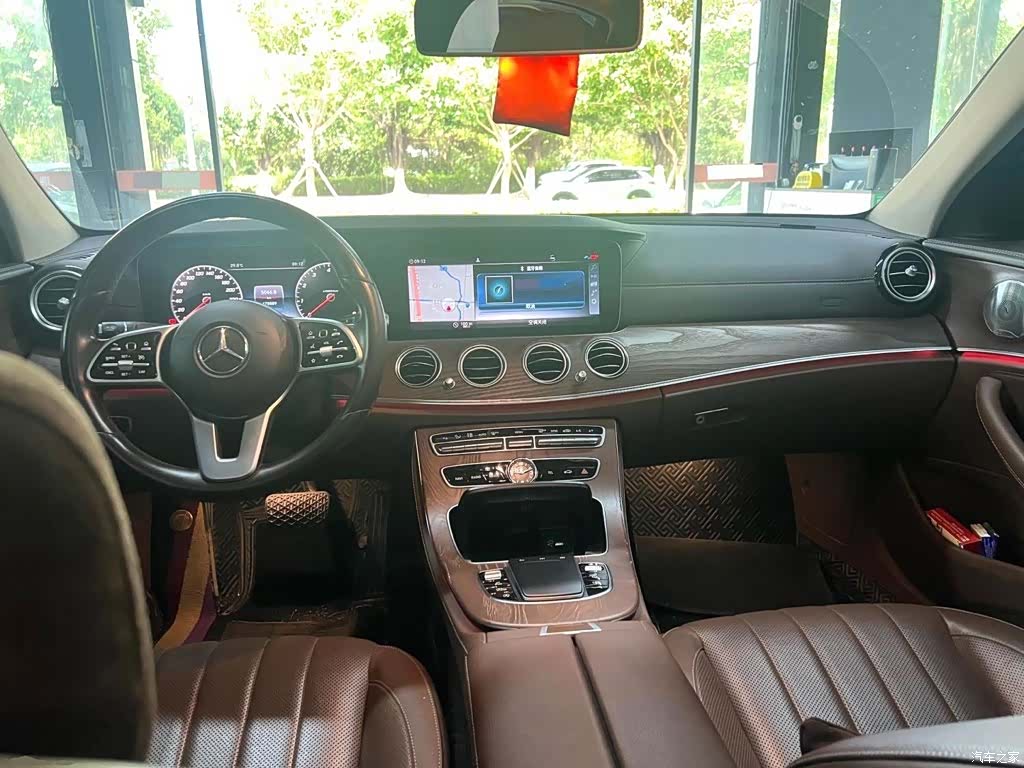 Mercedes-Benz E-Class, 2020 10