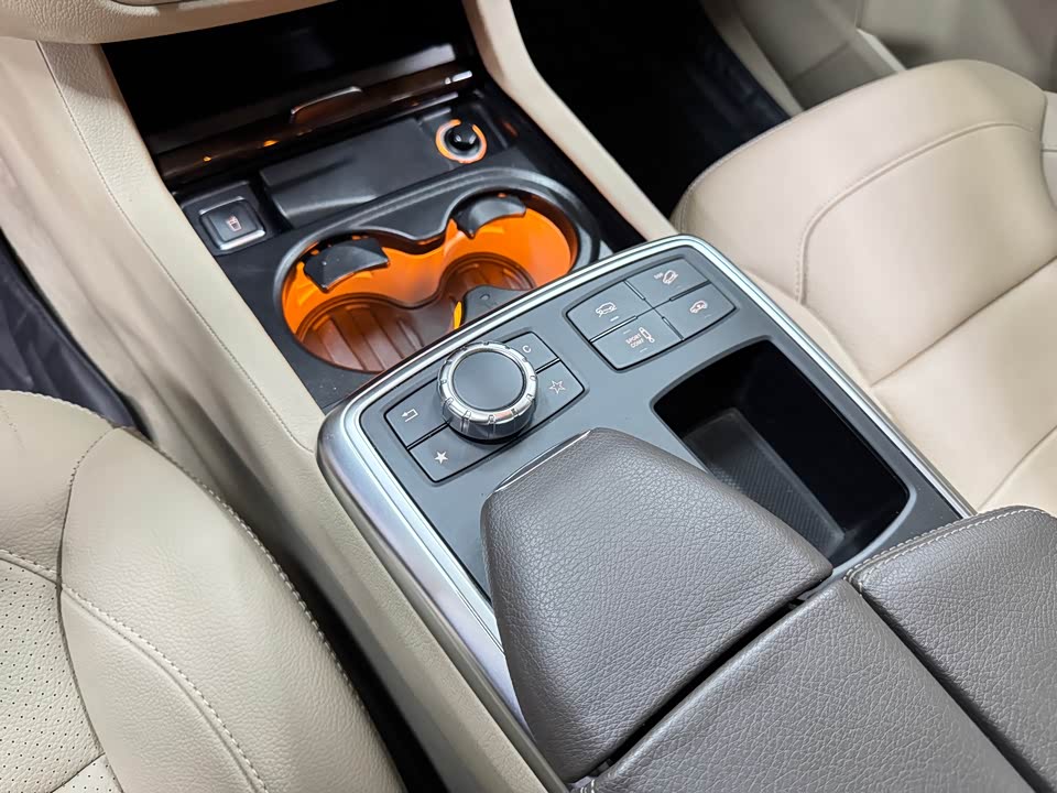 Mercedes-Benz M class