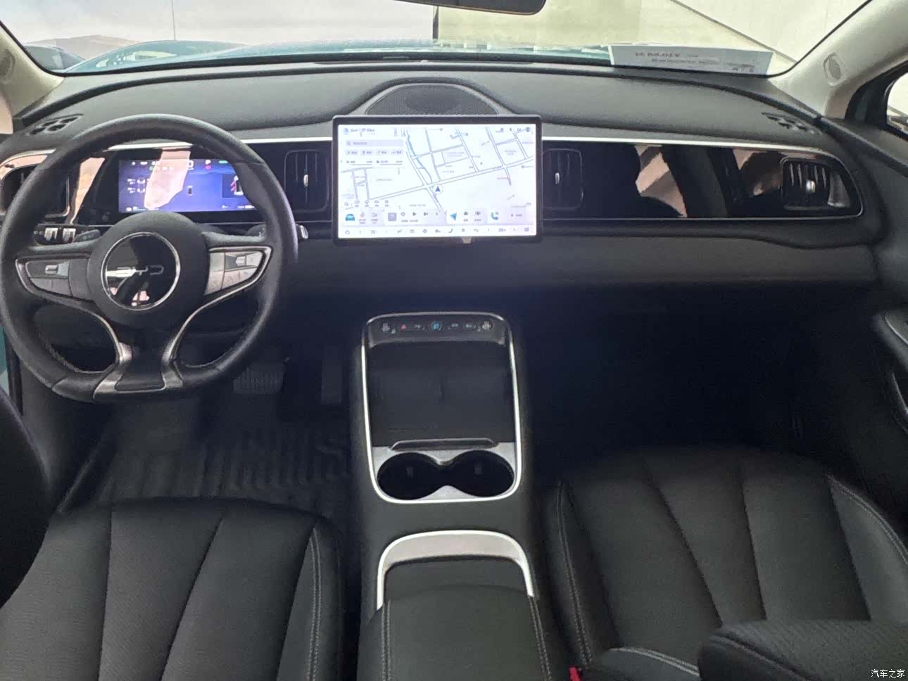 BYD HiAce, 2025 10