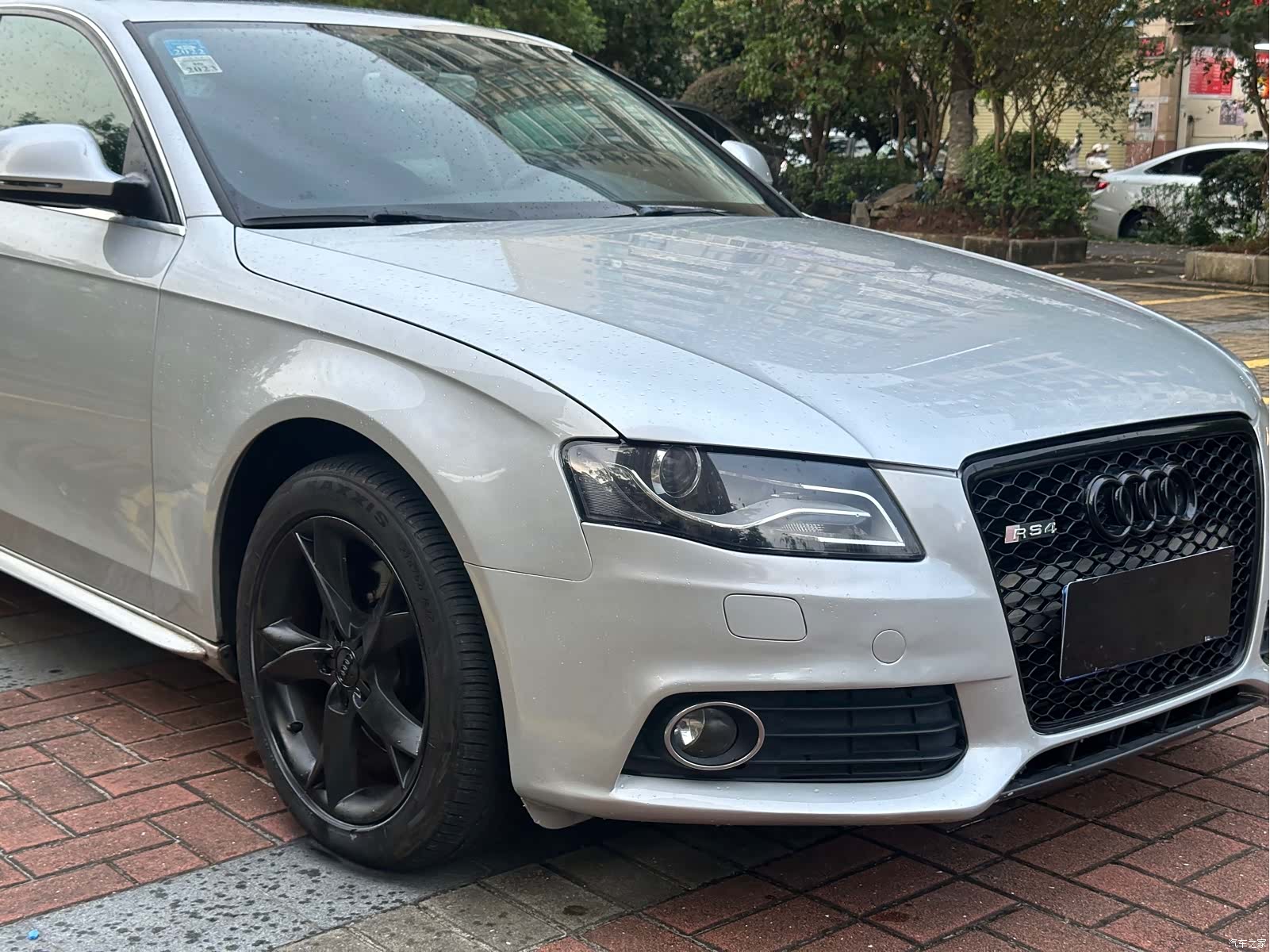 Audi A4L, 2009 4