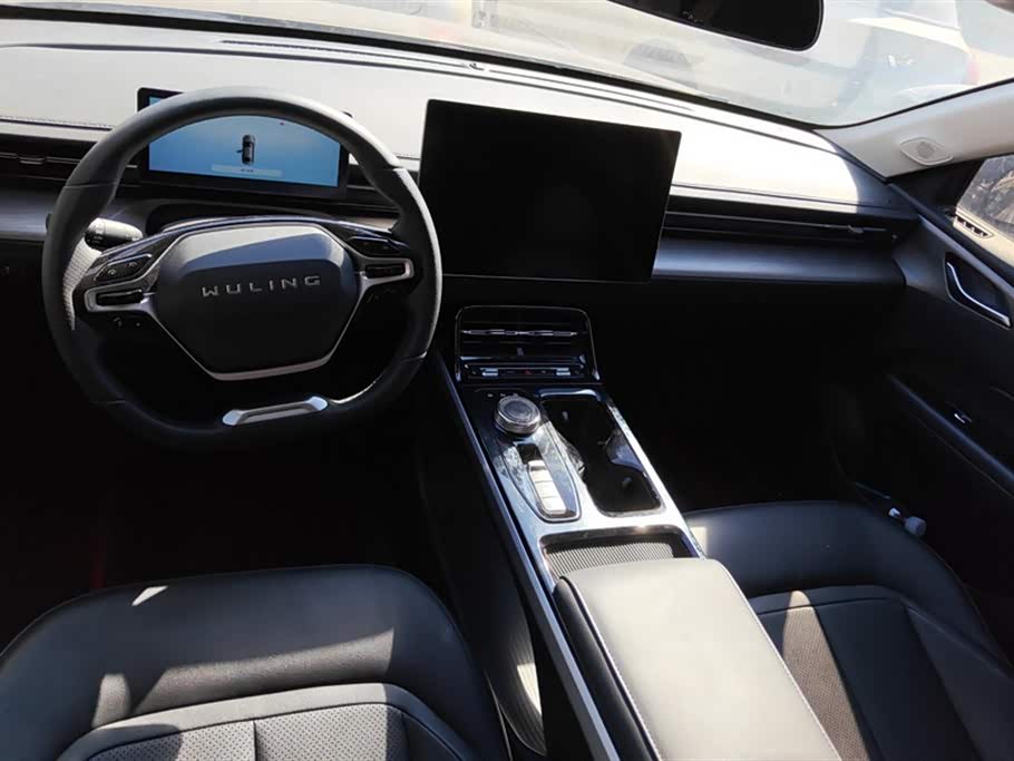 Wuling Wuling Starlight