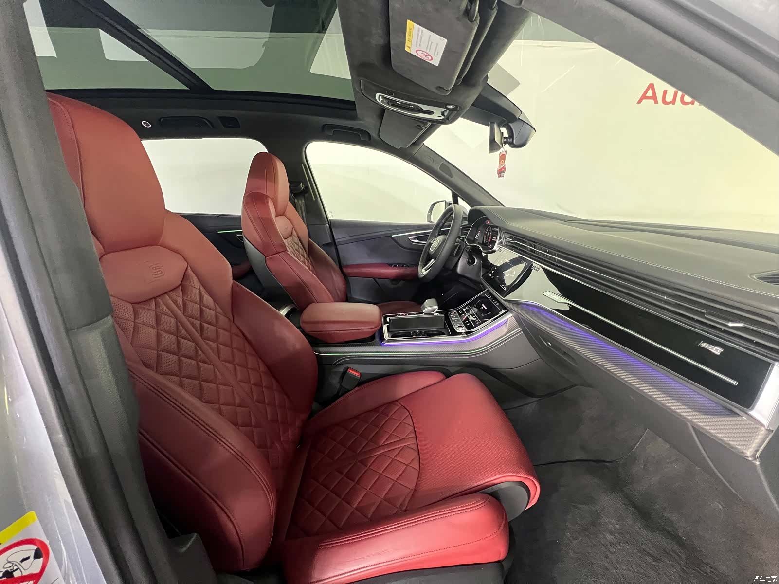 Audi Q7, 2024 14