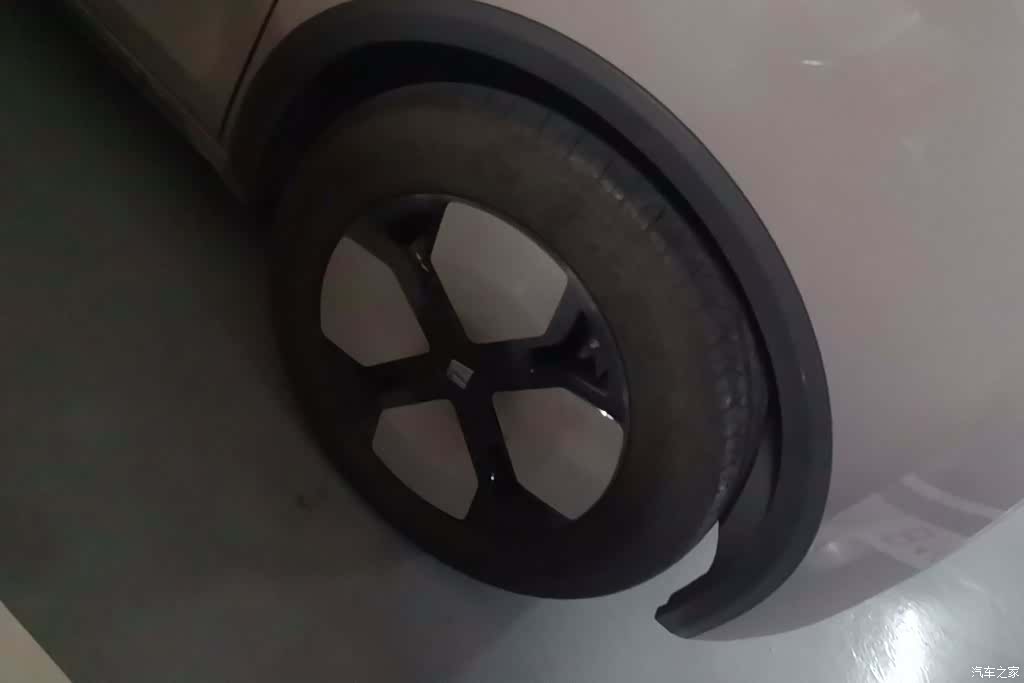 Wuling KiWi, 2024 6