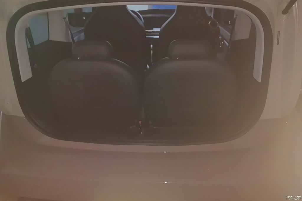 Wuling KiWi, 2024 4